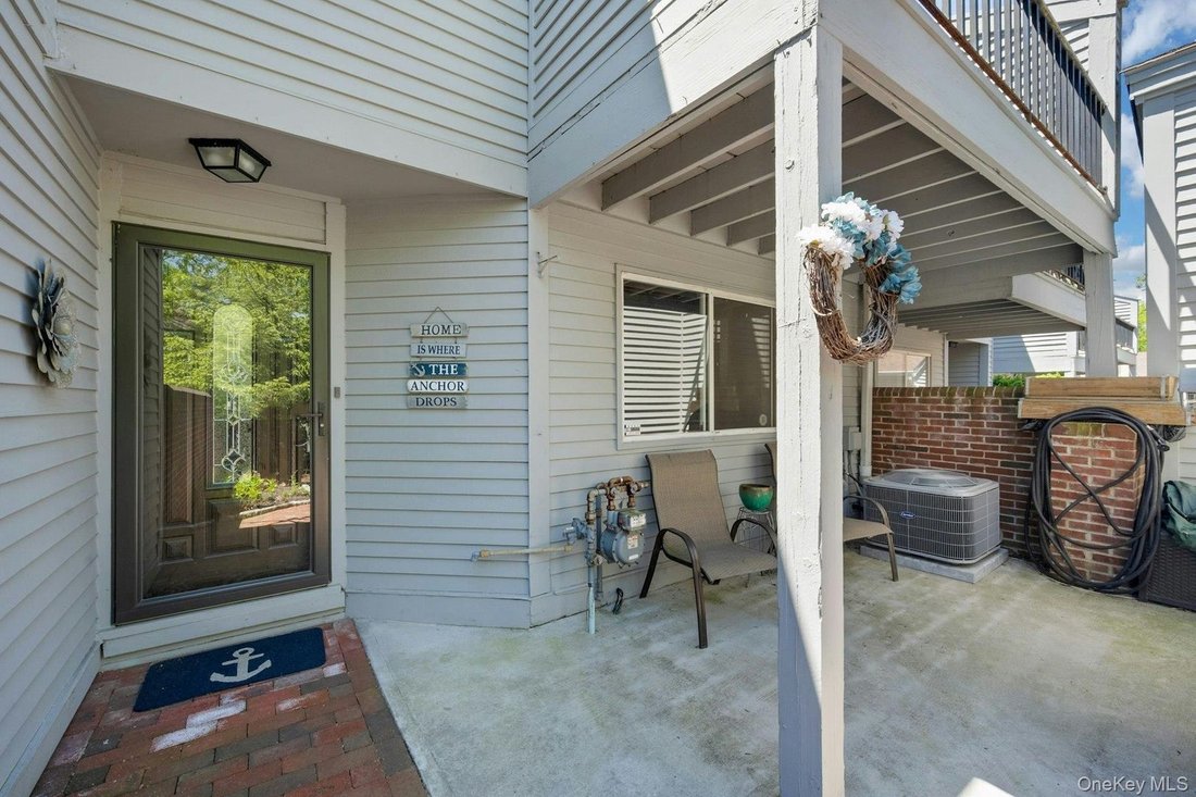 House in Eastchester, New York, United States 2 - 18396359