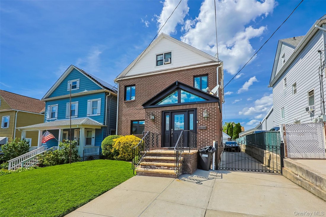 House in New York, New York, United States 2 - 18450143