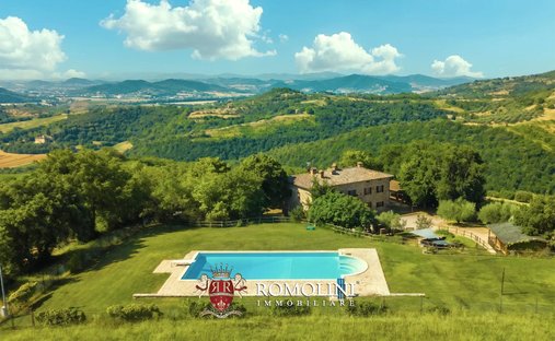 House in Corciano, Umbria, Italy 1