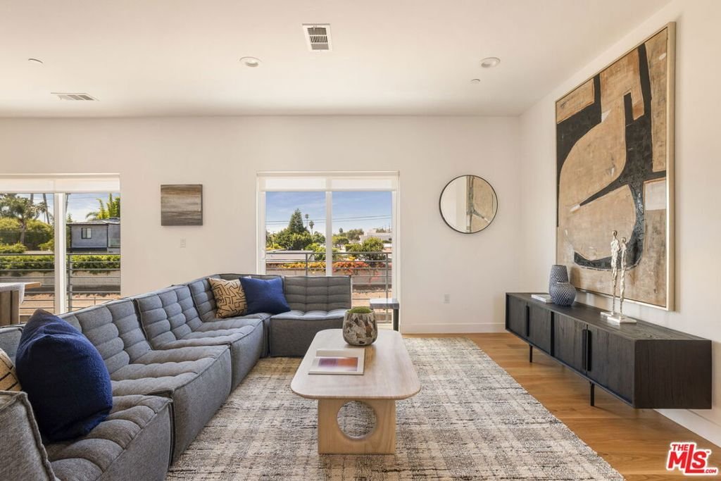 House in Los Angeles, California, United States 3 - 18449888