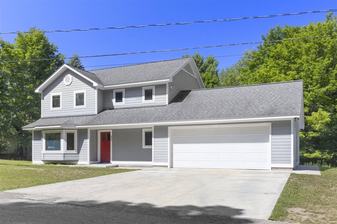 House in Frankfort, Michigan, United States 1 - 18450260
