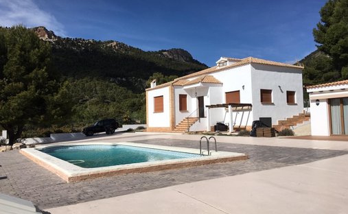 House in Castalla, Valencian Community, Spain 1