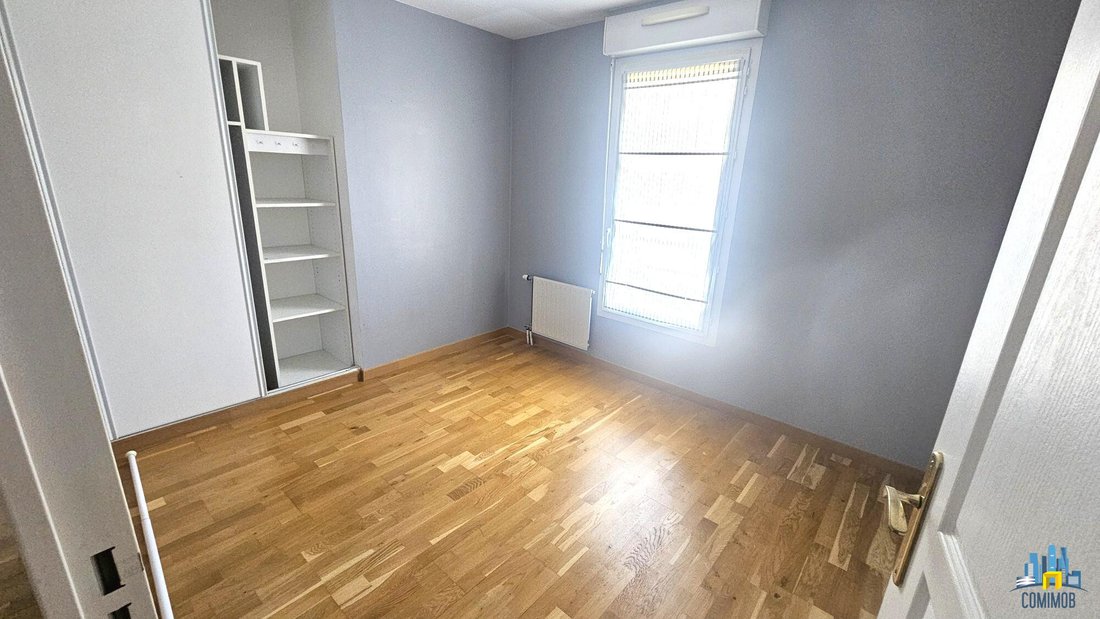 Apartment in Hôtel de Ville, Courbevoie, France 5 - 18452432