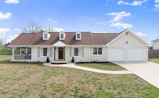 House in Cleveland, Georgia, United States 1