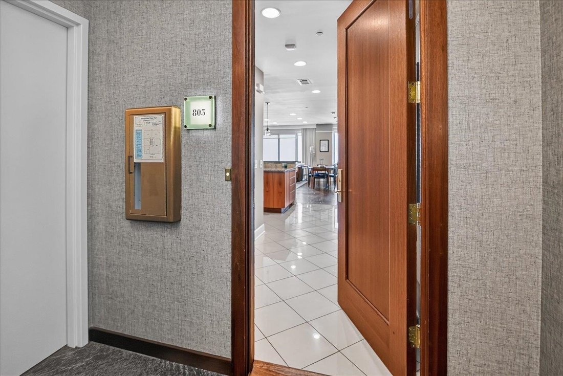 Condo in Madison, Wisconsin, United States 3 - 18448552