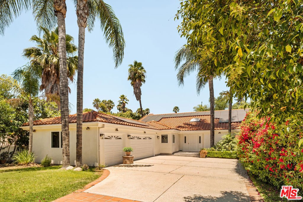 House in Los Angeles, California, United States 1 - 18449821