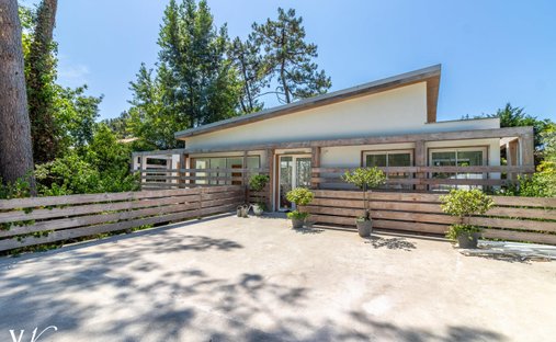 House in Anglet, Nouvelle-Aquitaine, France 1