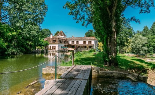 House in Cahuzac, Nouvelle-Aquitaine, France 1