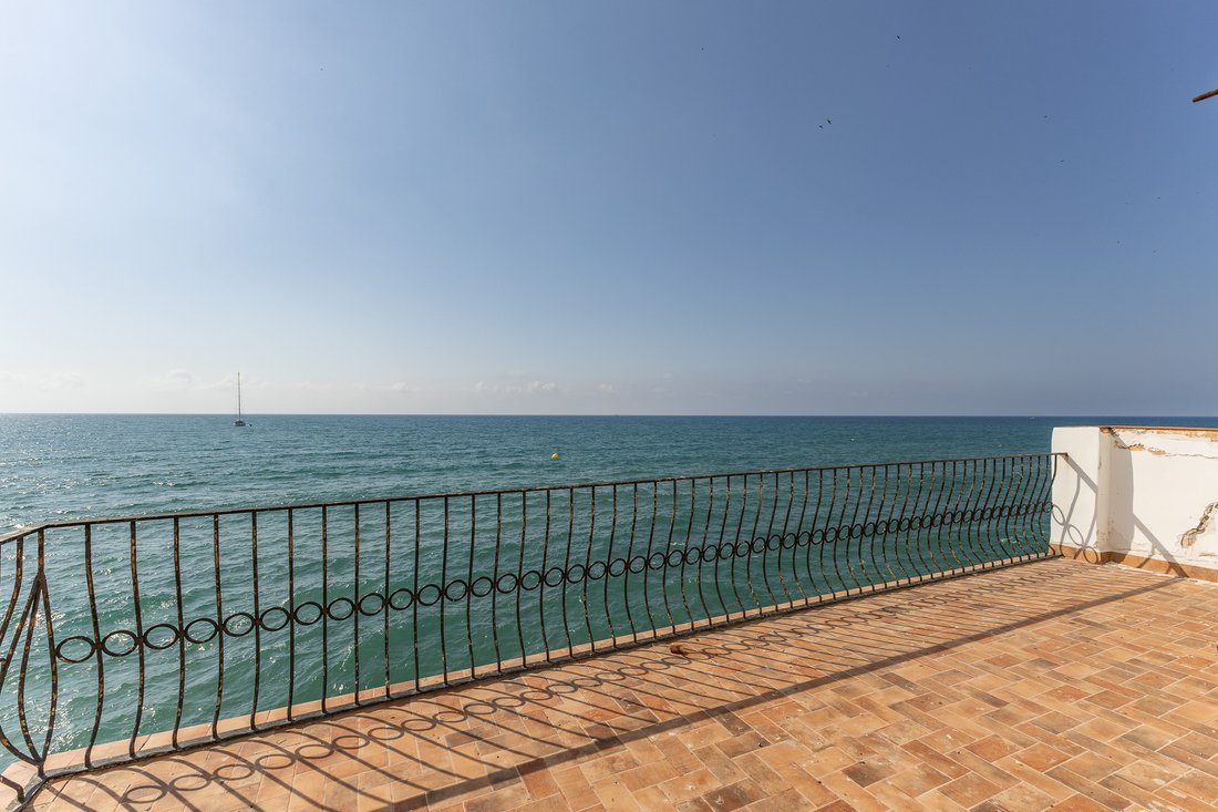 Villa in Sitges, Catalonia, Spain 2 - 18451329