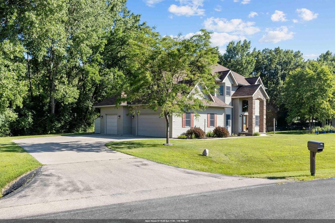 House in Oshkosh, Wisconsin, United States 1 - 18449203