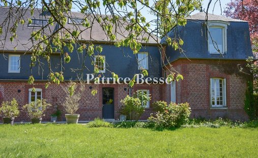 House in Bois-Guillaume, Normandy, France 1
