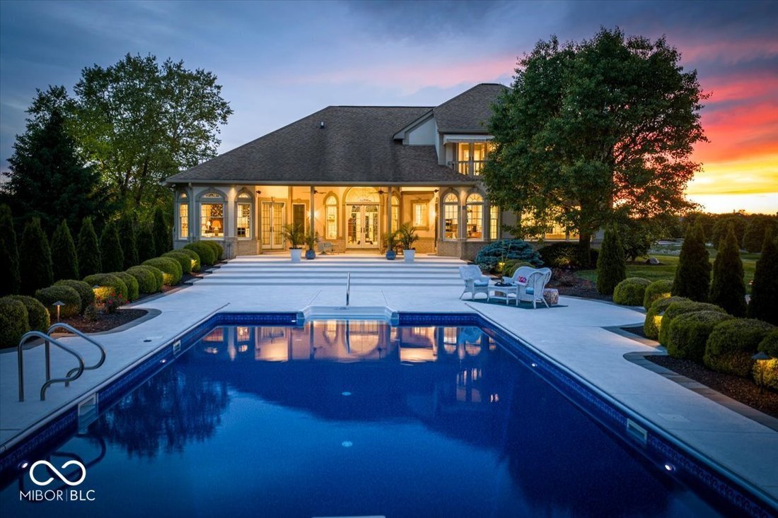 House in Carmel, Indiana, United States 5 - 18446630