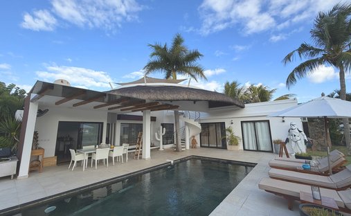 House in Pointe aux Piments, Pamplemousses District, Mauritius 1