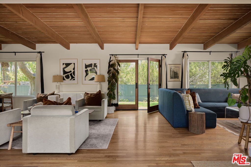 House in Los Angeles, California, United States 4 - 18449875
