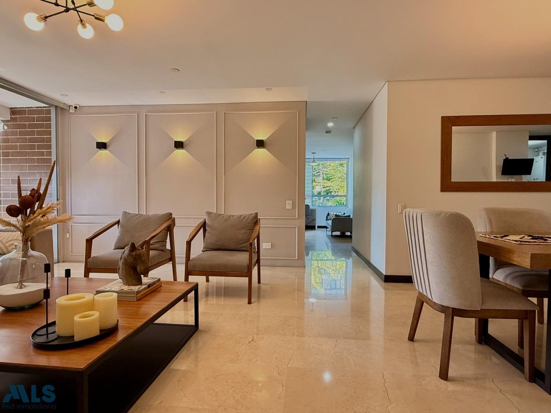 Apartment in Medellín, Antioquia, Colombia 3 - 18446886