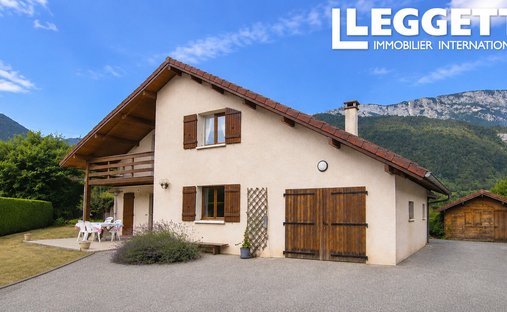 Casa a Doussard, Auvergne-Rodano-Alpi, Francia 1