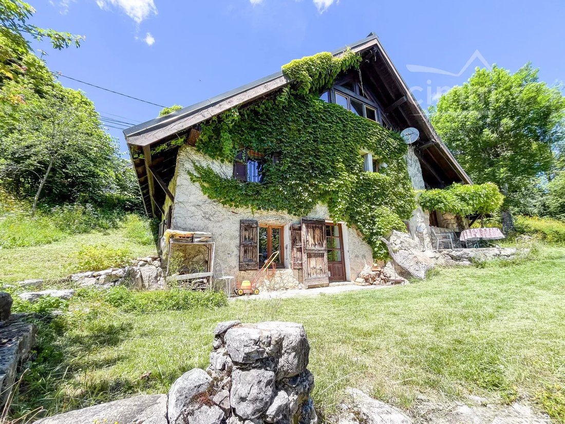 House in Saint-Pancrasse, Plateau-des-Petites-Roches, France 1 - 18448235