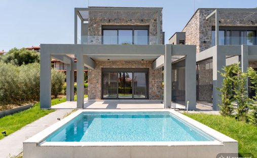 Villa in Pallini Municipal Unit, Macedonia and Thrace, Griechenland 1