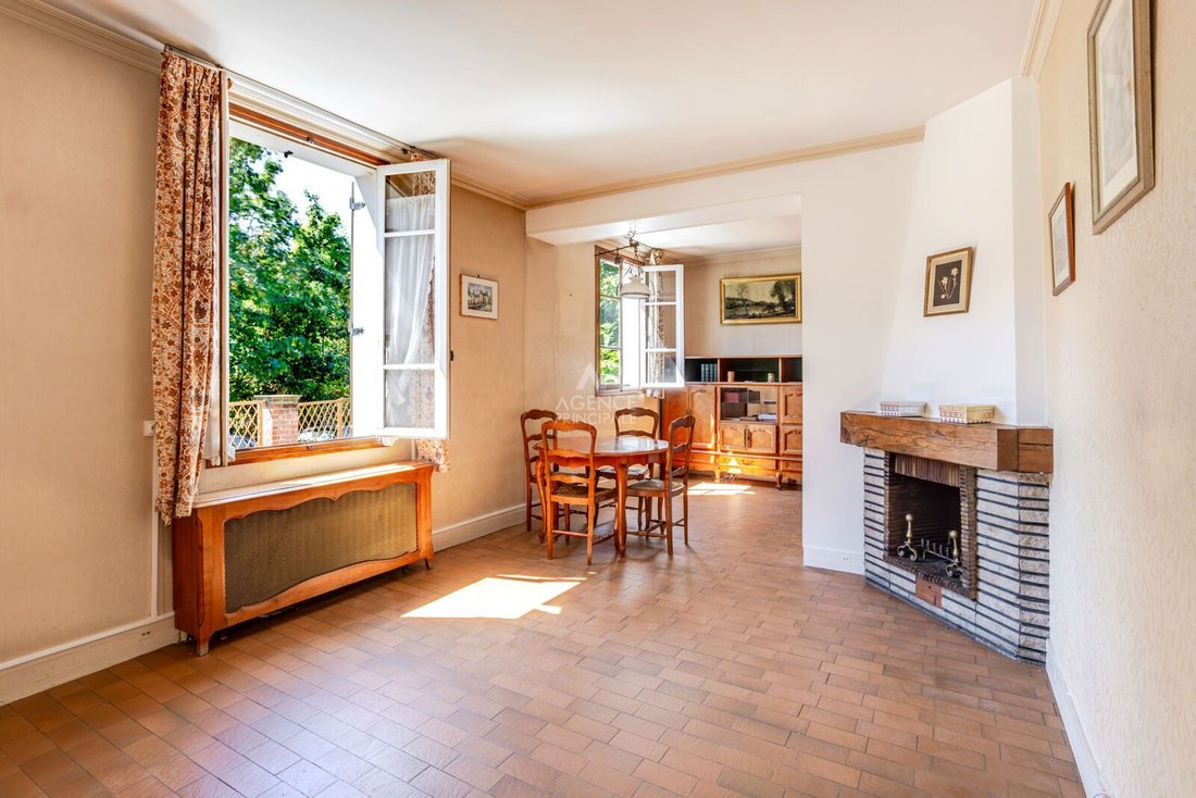 House in Beau Site-Pommerets-Binelles, Sevres, France 2 - 18447559