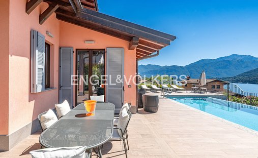 Villa in Lenno, Lombardy, Italy 1