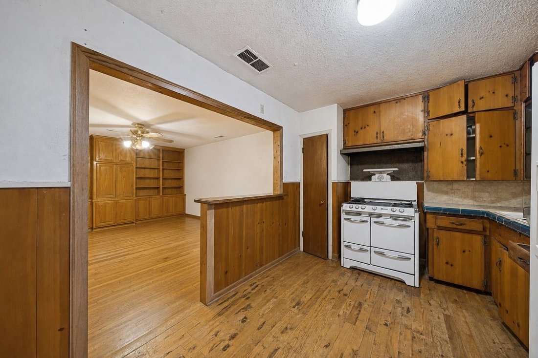 House in Austin, Texas, United States 4 - 18450233