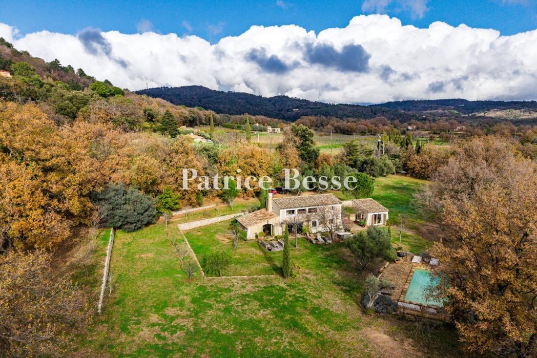 Farm Ranch in La Garde-Freinet, Provence-Alpes-Côte d'Azur, France 2 - 18449924