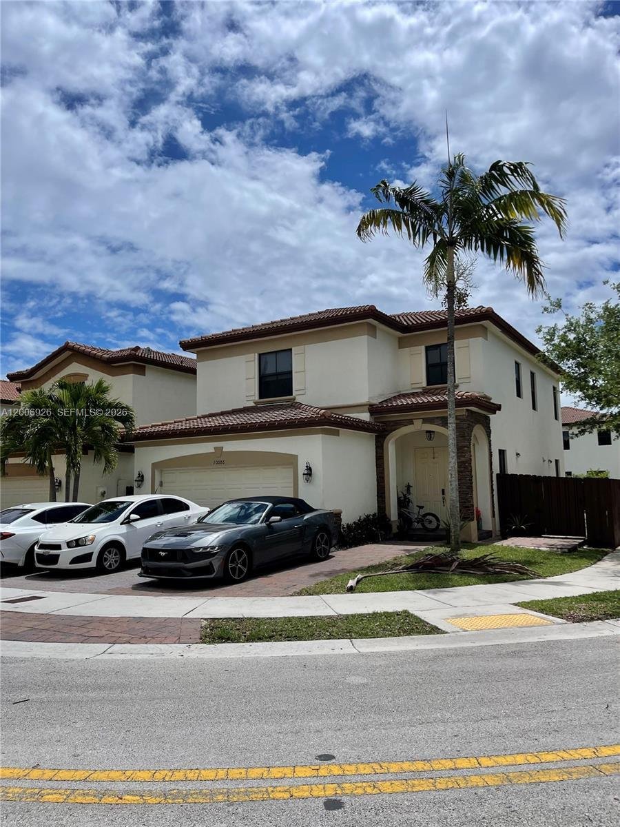 House in Doral, Florida, United States 1 - 18446207