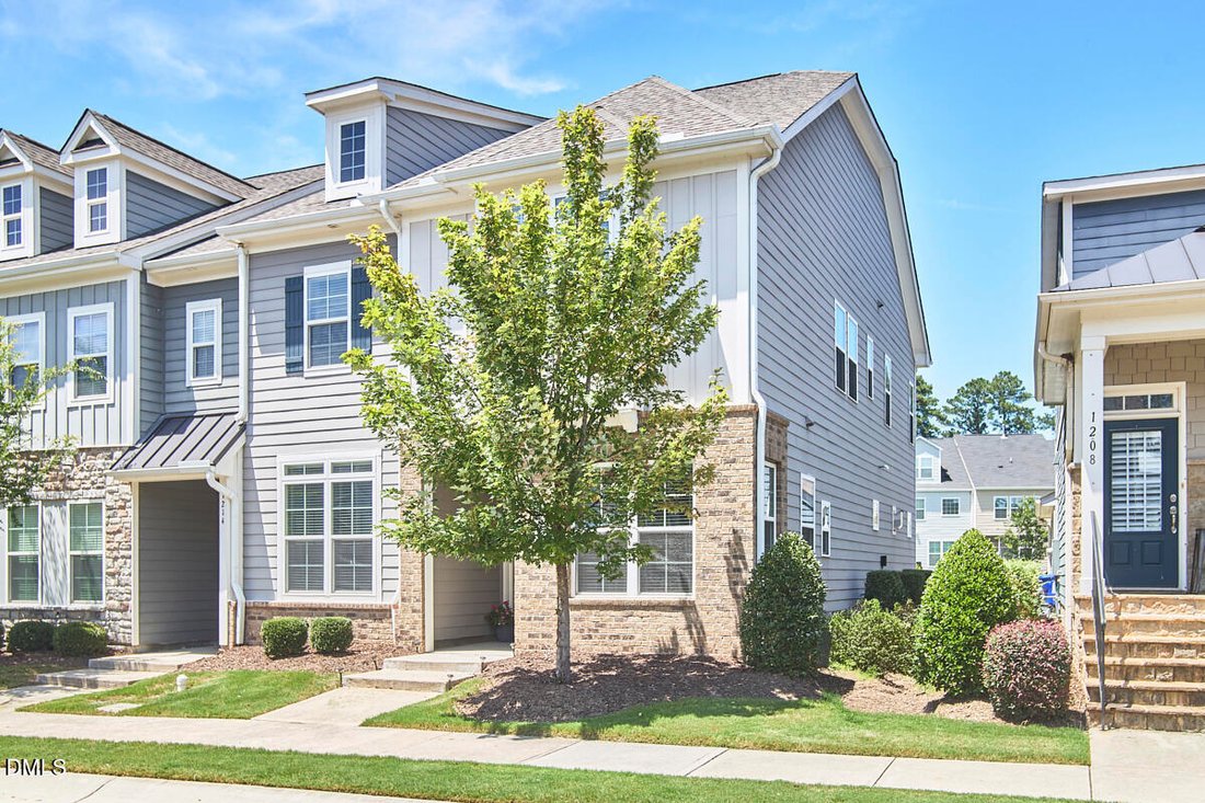 Townhouse in Durham, North Carolina, United States 3 - 18446783