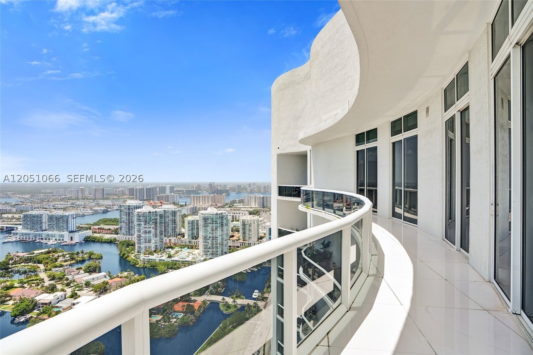 Condo in Golden Beach, Florida, United States 3 - 18449489