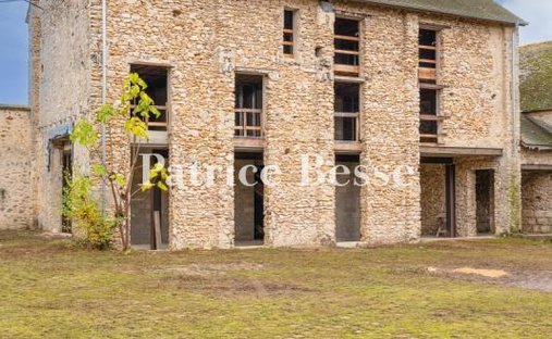House in Chailly-en-Biere, Ile-de-France, France 1