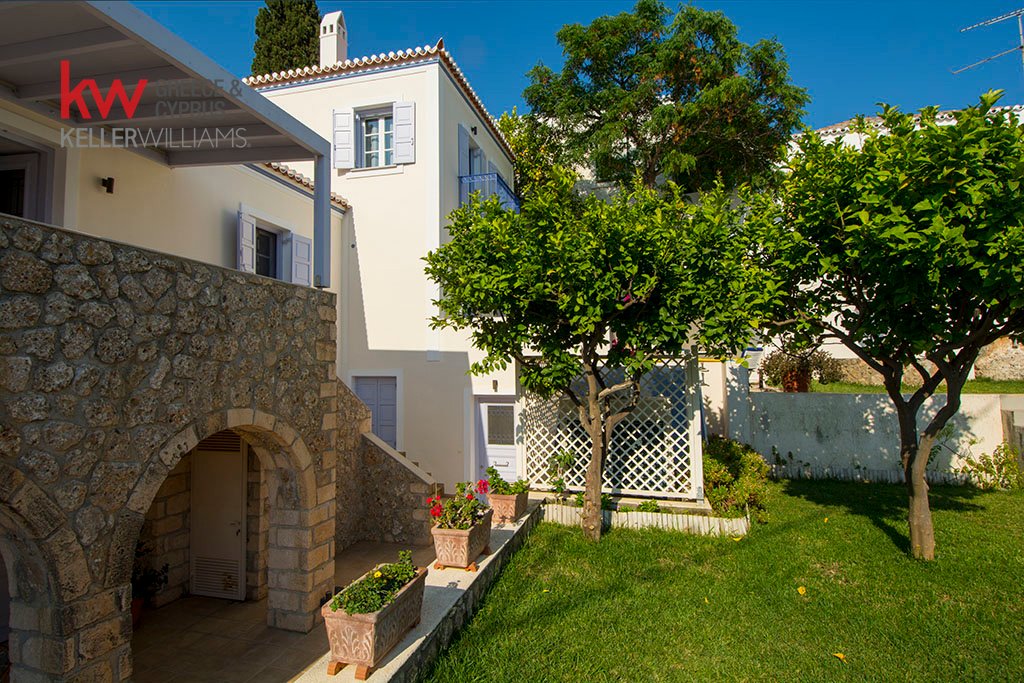 House in Spetses, Attica, Greece 5 - 18447185