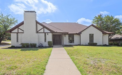 House in Plano, Texas, United States 1