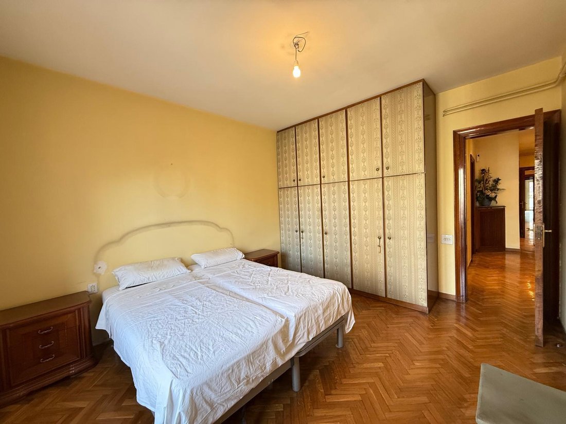 Apartment in Eixample, Barcelona, Spain 2 - 18446914