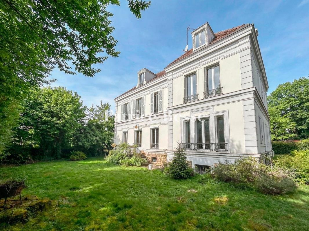 House in Centre, Brunoy, France 1 - 18449826