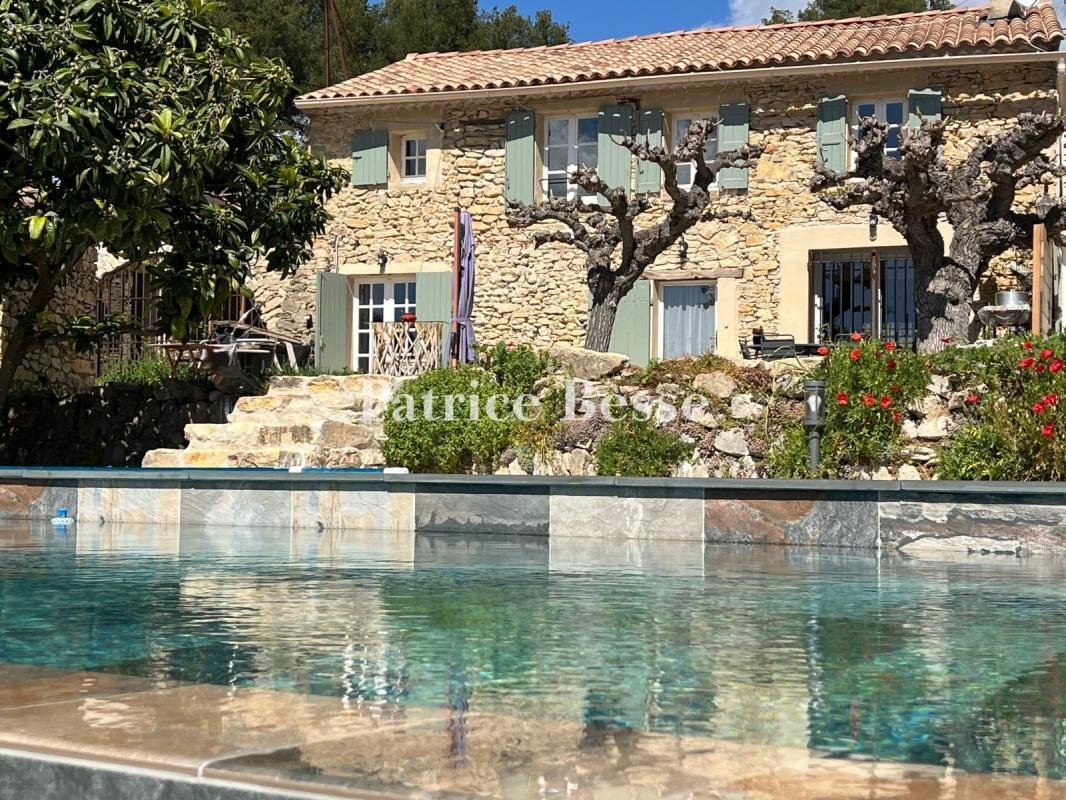 Azienda agricola a Le Castellet, Provenza-Alpi-Costa Azzurra, Francia 1 - 18449876