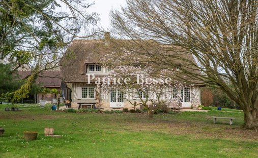 House in Secteur Sauvegarde, Honfleur, France 1