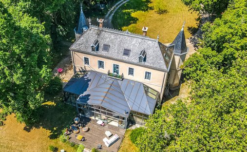 Château en Arrondissement de Chalon-sur-Saône, Bourgogne-Franche-Comté, France 1
