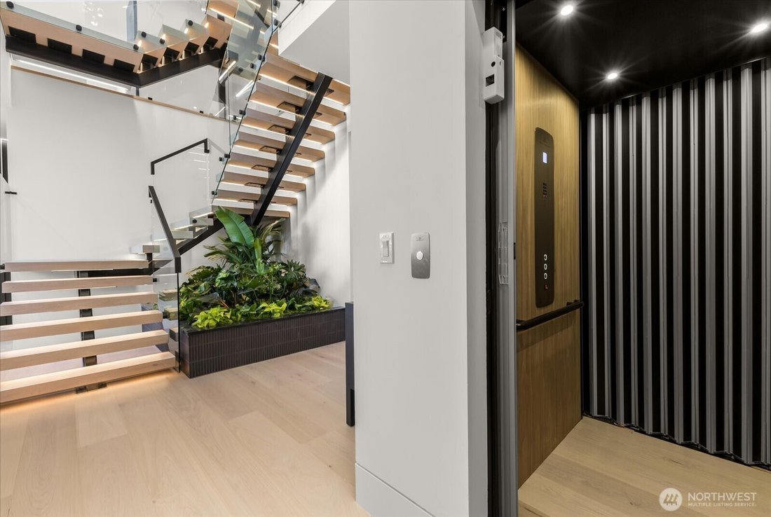 House in Bellevue, Washington, United States 5 - 18452626