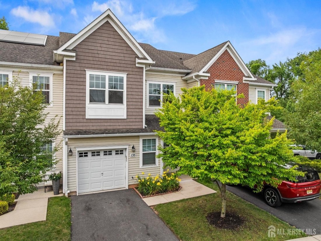 Condo in Woodbridge Township, New Jersey, United States 1 - 18448561