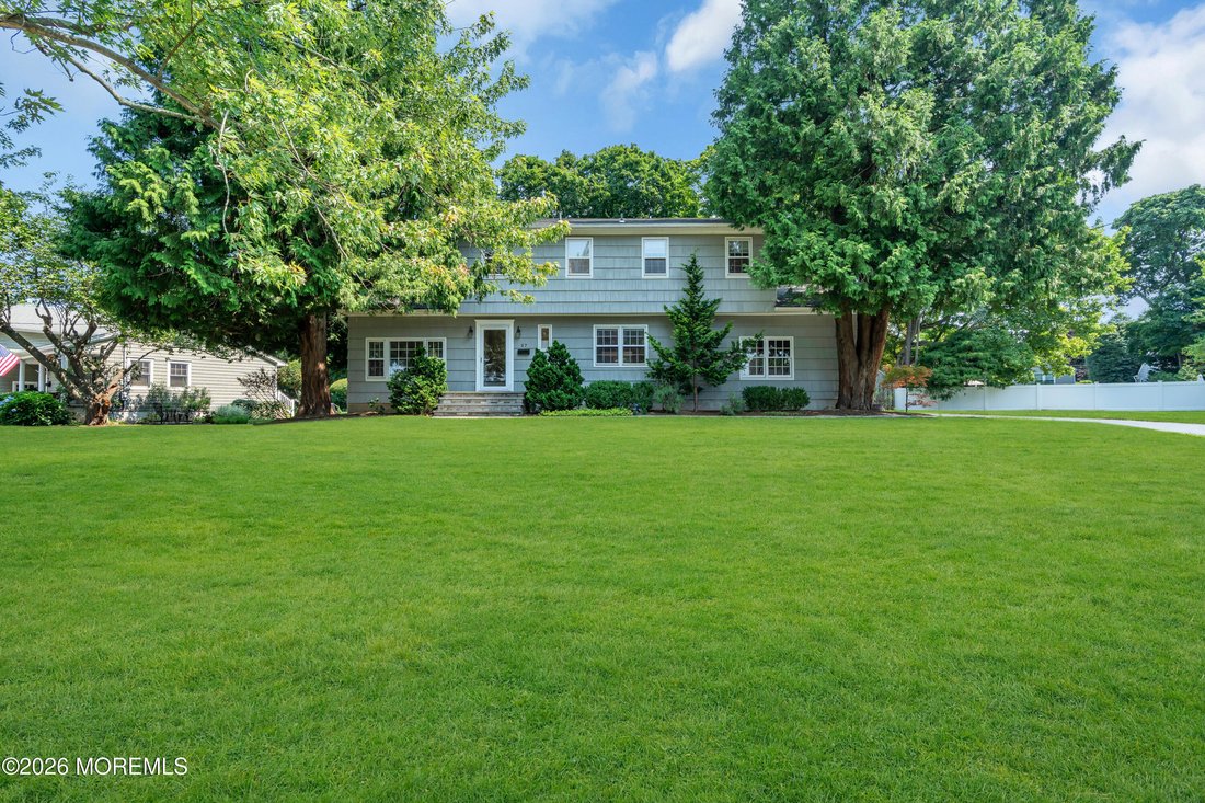 House in Little Silver, New Jersey, United States 4 - 18448935