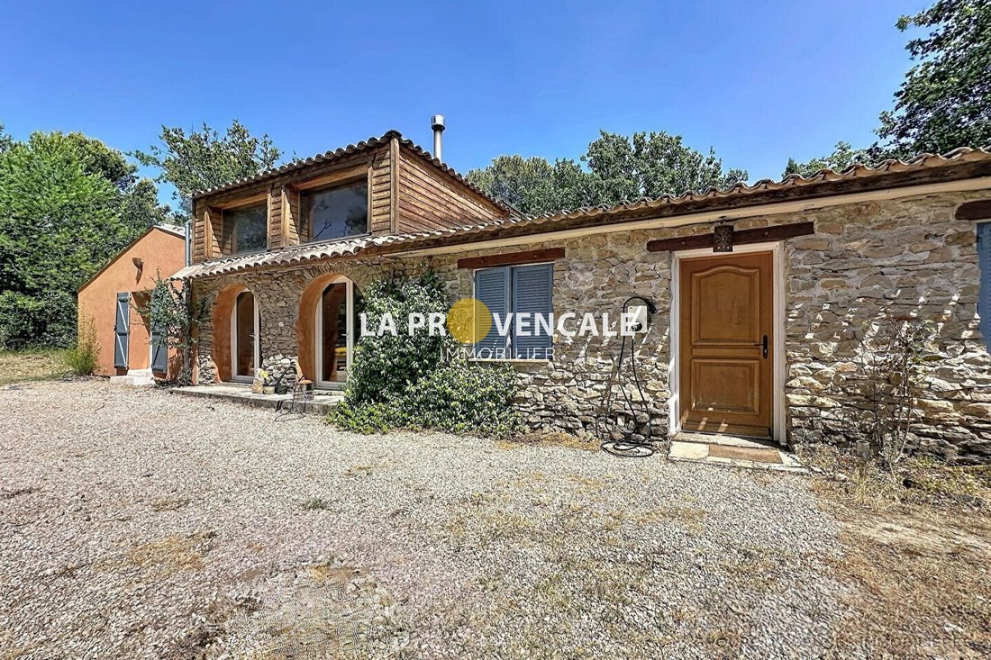 Villa in Pourrieres, Provence-Alpes-Côte d'Azur, France 1 - 18306937