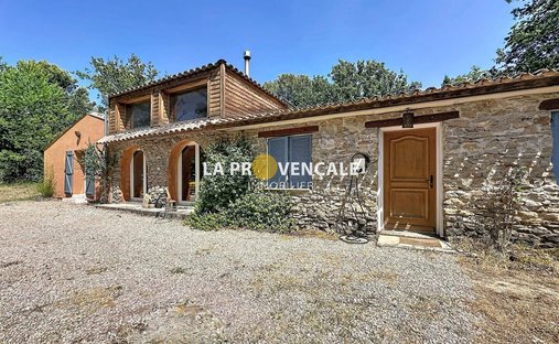 Villa in Pourrieres, Provence-Alpes-Côte d'Azur, France 1