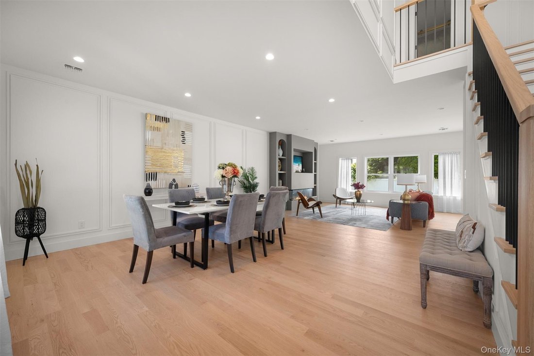 House in Massapequa, New York, United States 3 - 18452239