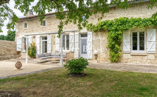 Farm Ranch in Châtellerault, Neu-Aquitanien, Frankreich 1