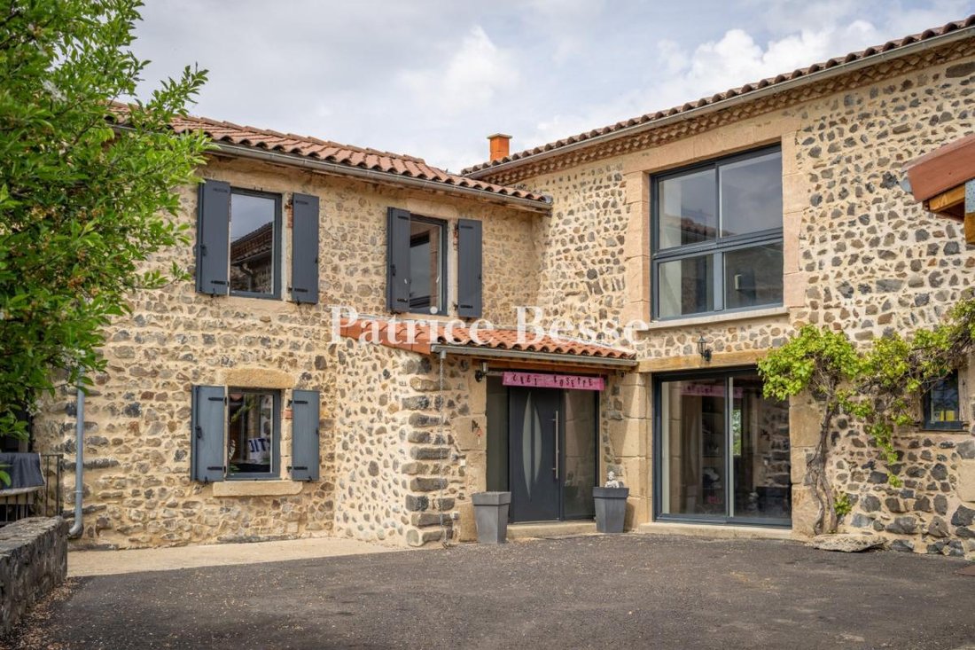 Farm Ranch in Centre, Issoire, France 2 - 18448980