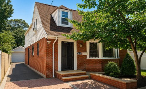 House in New York, New York, United States 1