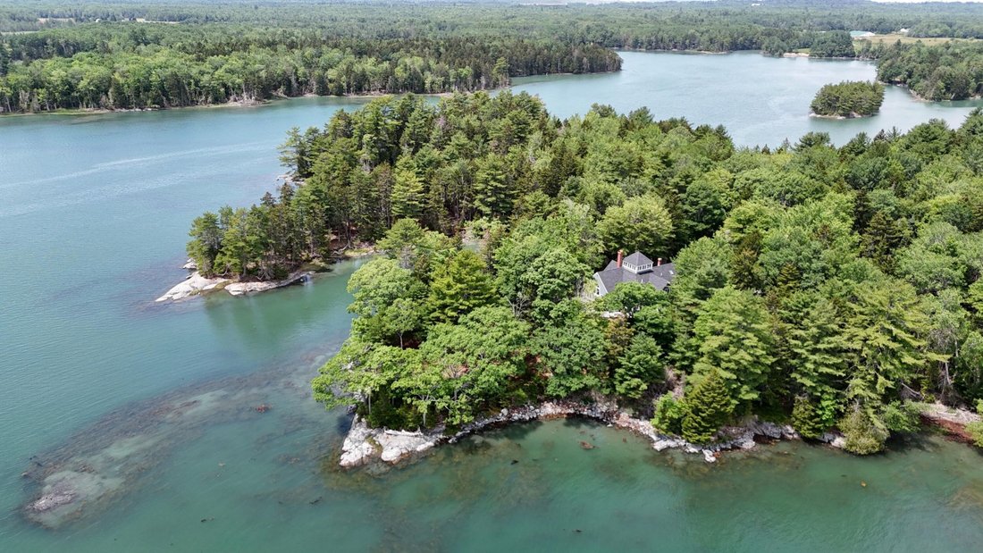 House in Trenton, Maine, United States 2 - 17045088