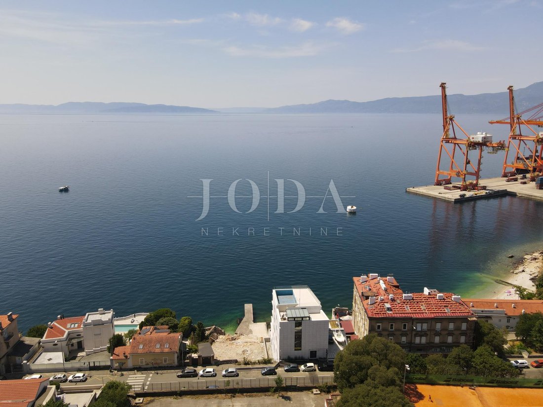 Apartment in Mjesni odbor Pecine, Grad Rijeka, Primorje-Gorski Kotar County 3 - 18451277