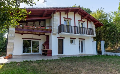 House in Biriatou, Nouvelle-Aquitaine, France 1