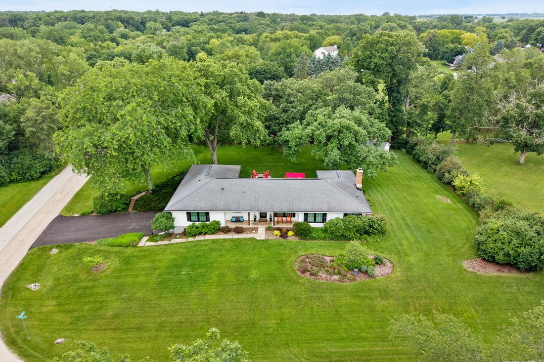 House in Campton Hills, Illinois, United States 3 - 18450725
